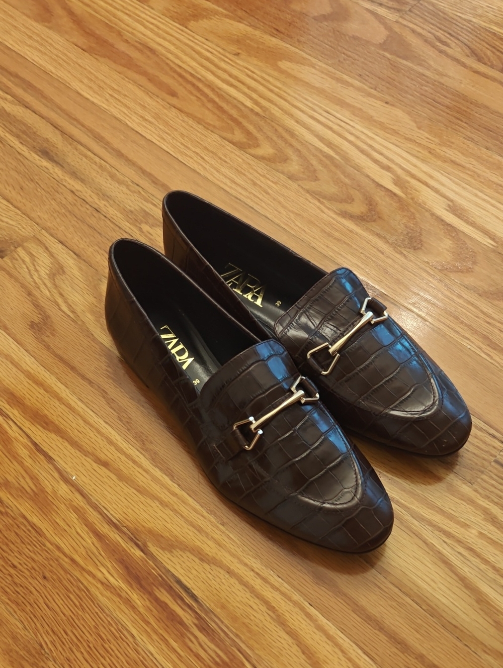 ZARA Dark Brown Croc-Embossed Loafers with Gold Bit